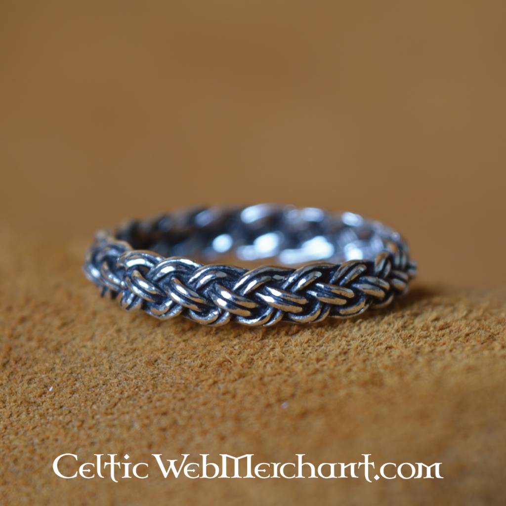 Viking ring with knot pattern, sterling silver
