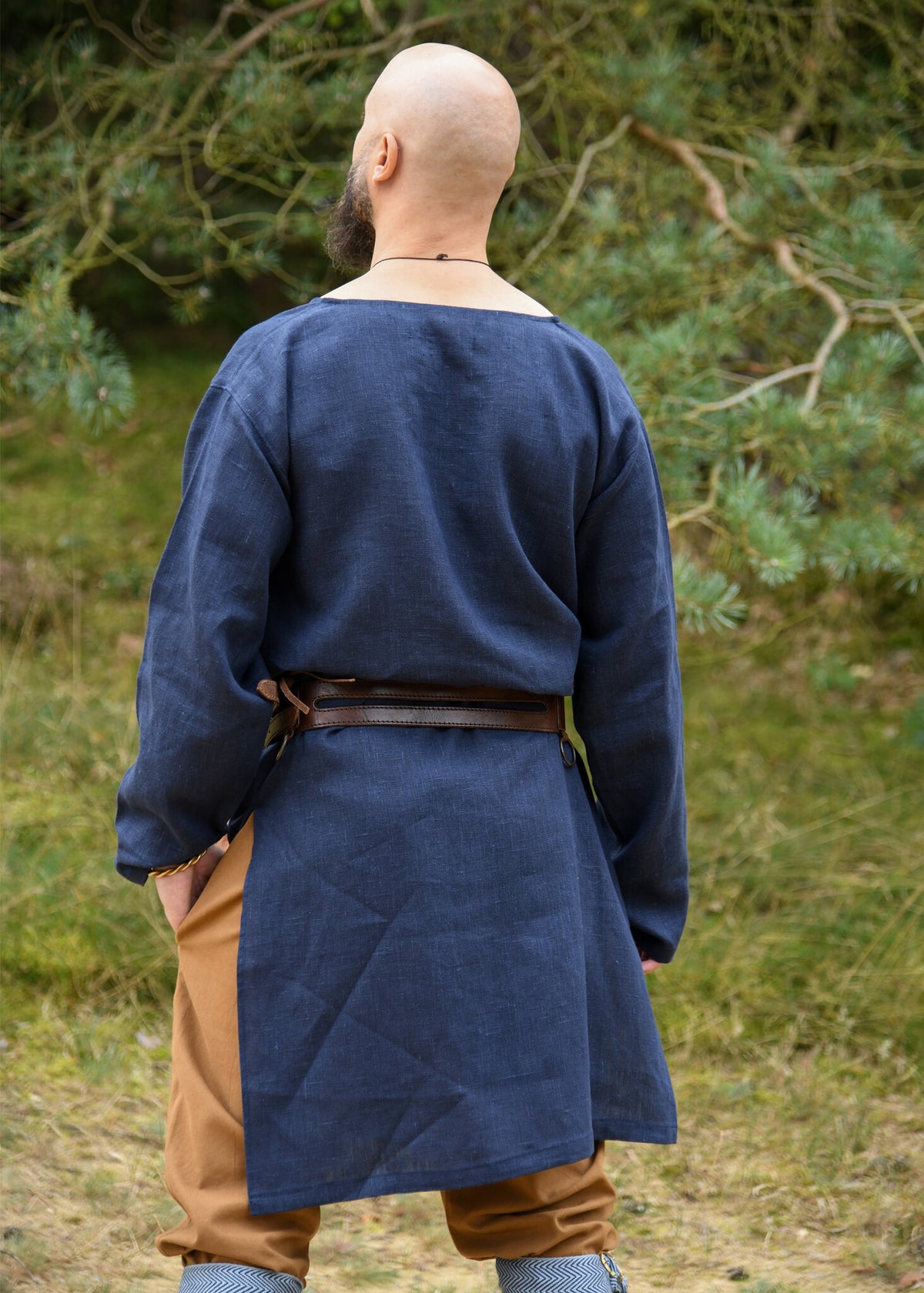 Medieval linen tunic, blue