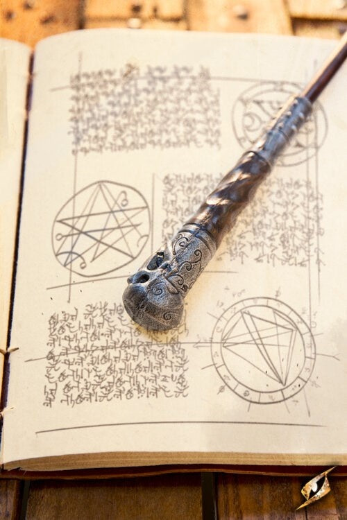 Bacchetta magica Necronomicon, marrone