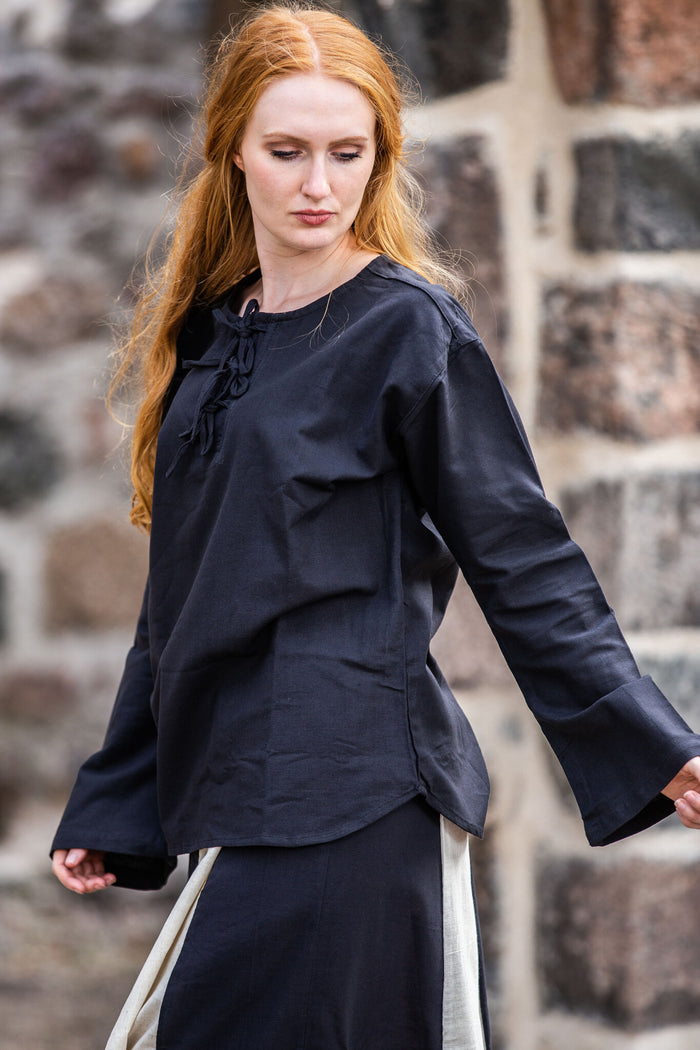 Renaissance blouse Sofia, black