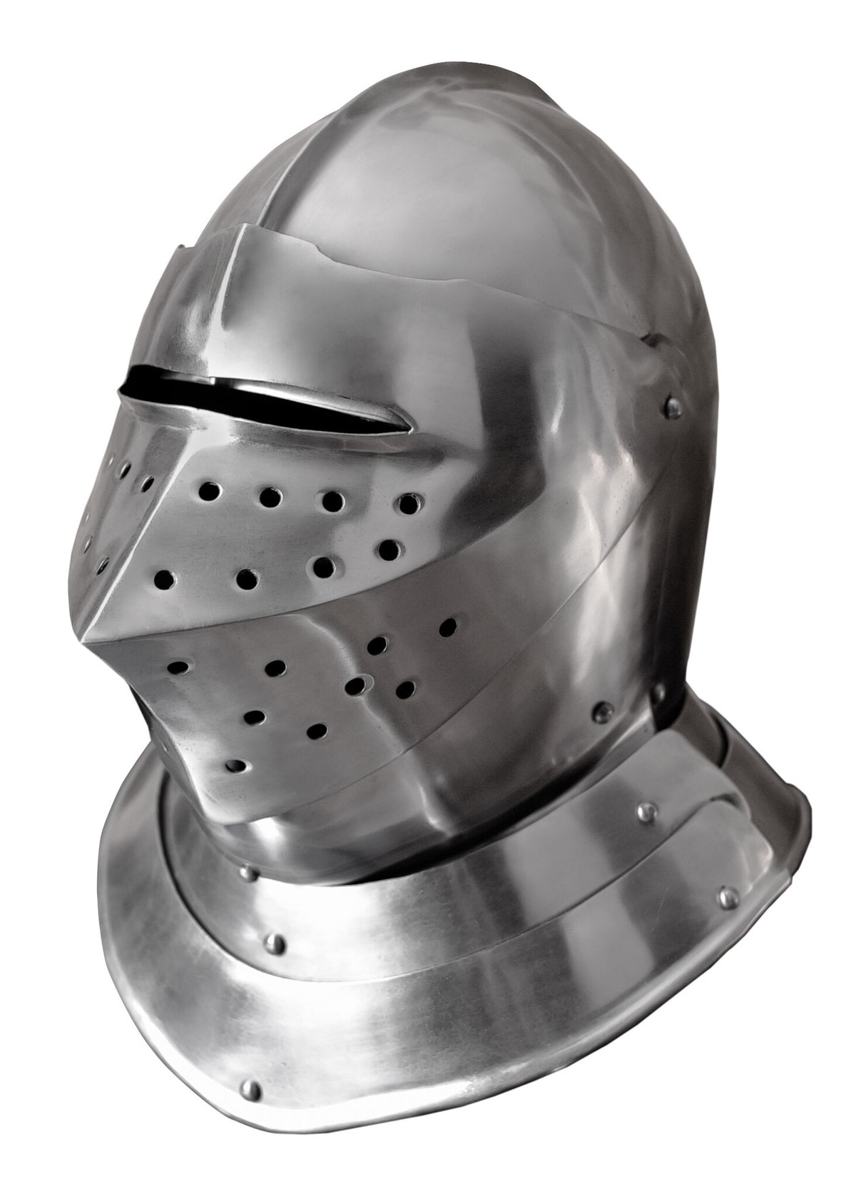 Early 16th century closed helm, 1–1.2 mm