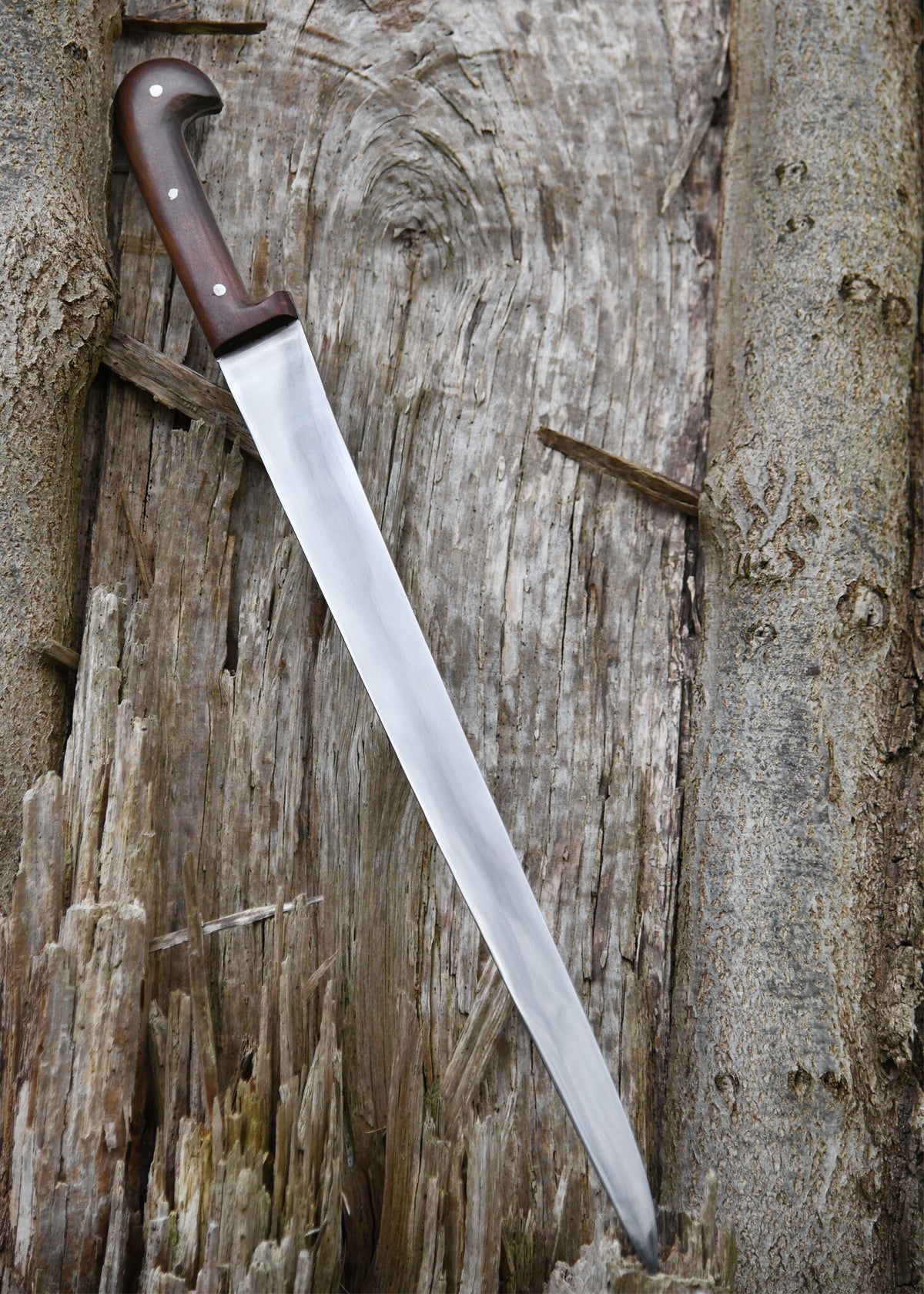 Germanic fighting knife (350 BC – 300 AD), semi-sharp