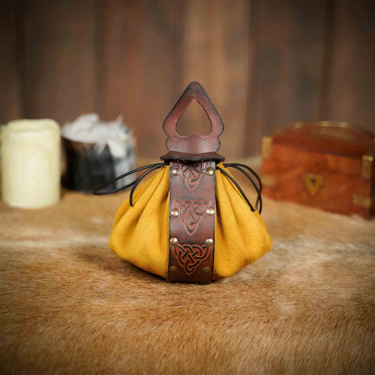 Celtic pouch Tara