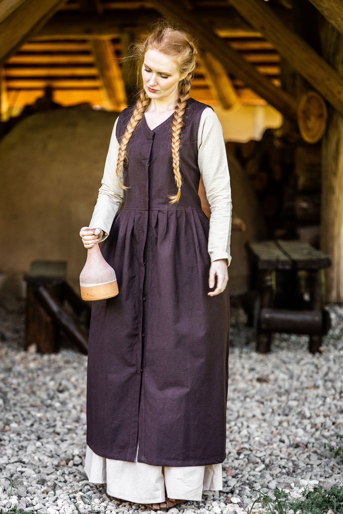 Kirtle Alice, brown