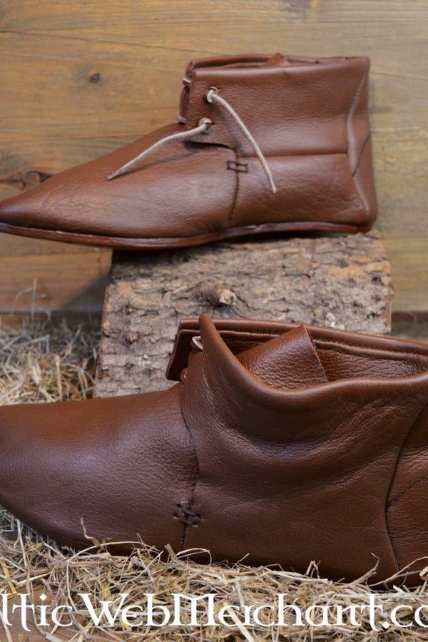 Ankle boots, medieval, brown