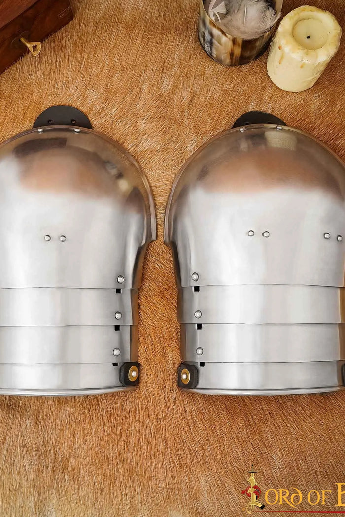 Four-piece spaulders, 1.6 mm