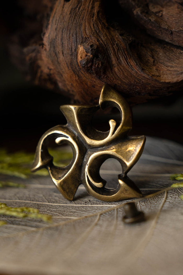 Roman trumpet belt fitting