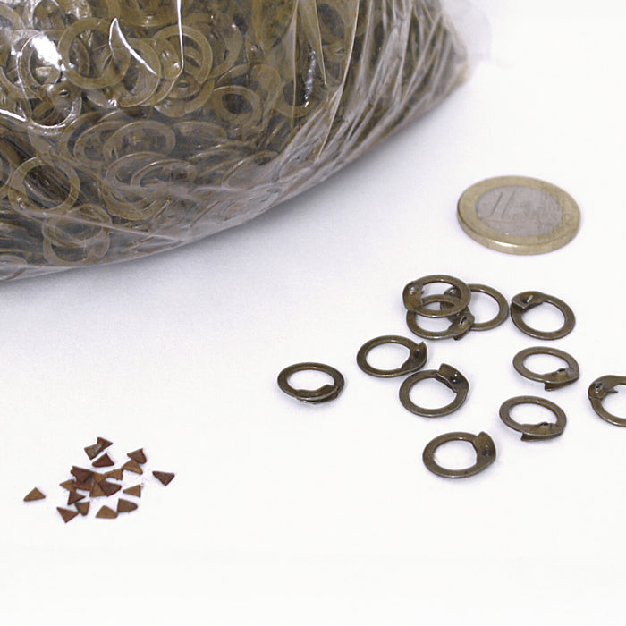 1 kg flat rings, wedge rivets, 8 mm