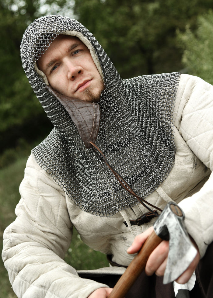 Chainmail coif with triangular ventail, untreated, 8 mm