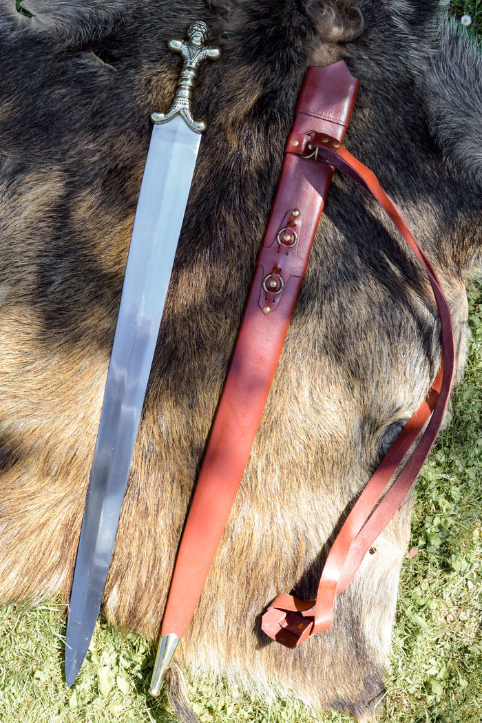 Celtic anthropomorphic sword, semi-sharp