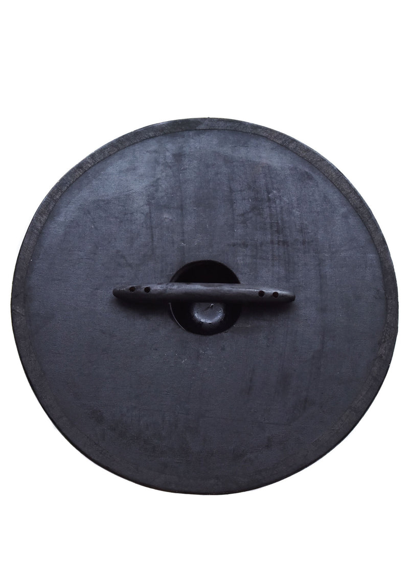 Scudo vichingo con corvi e triquetre