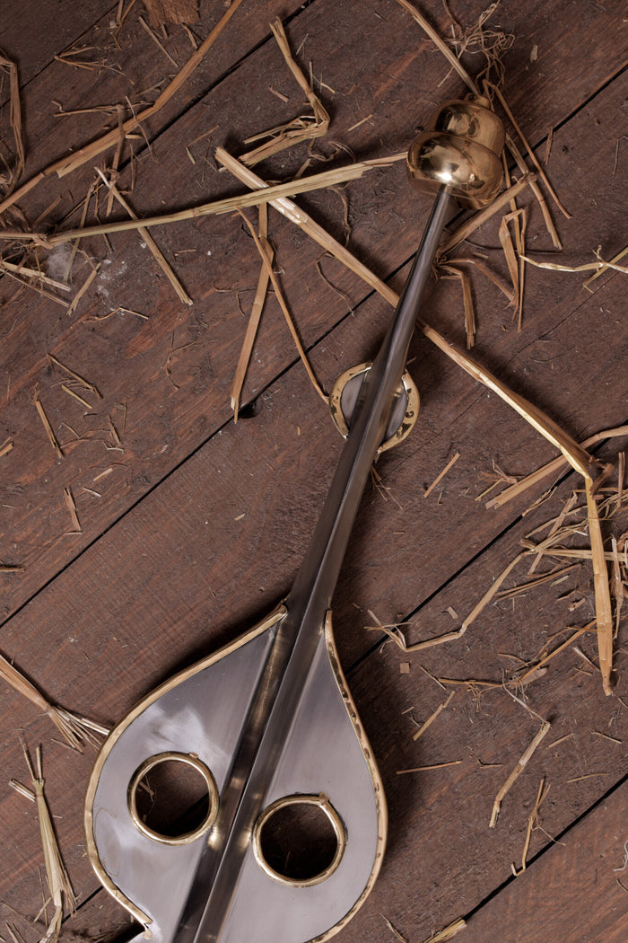 Vexillum spearhead, semi-sharp