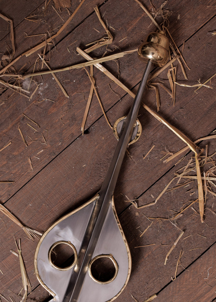 Vexillum spearhead, semi-sharp