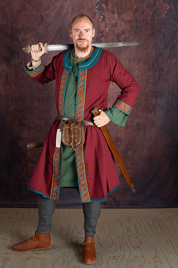 Embroidered Viking kaftan, red-blue