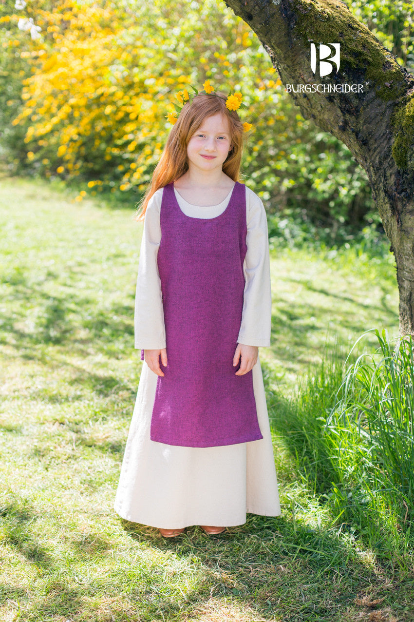Medieval hangeroc Ylva, violet