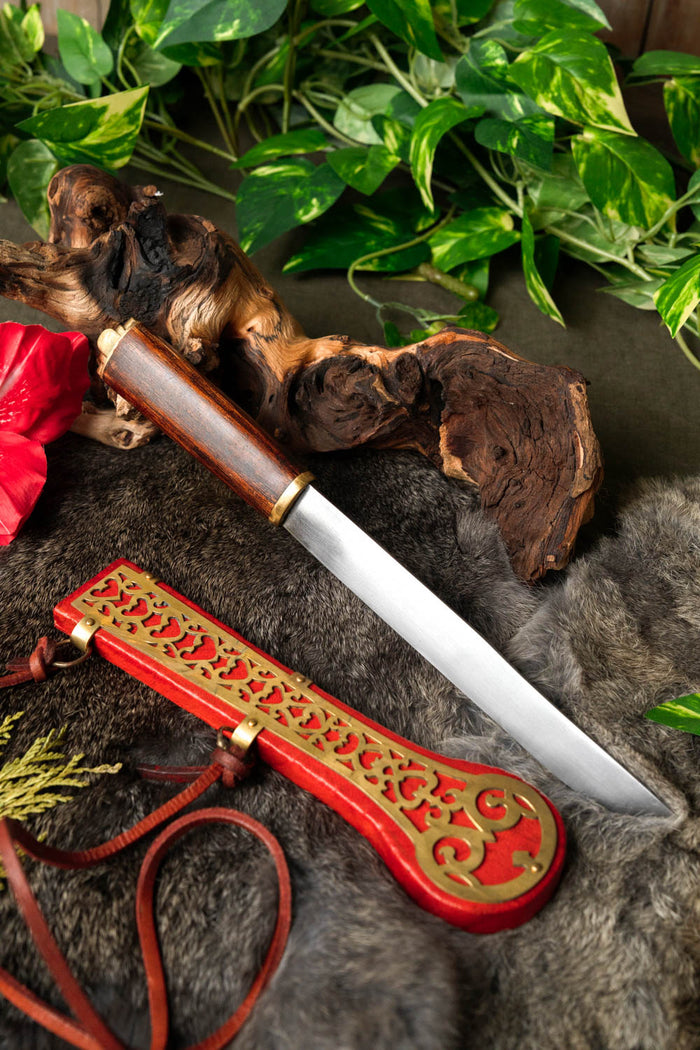 Roman dagger Dura Europos, semi-sharp