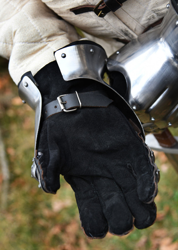 Hourglass gauntlets Wighelm, 1350-1410, 1.6 mm