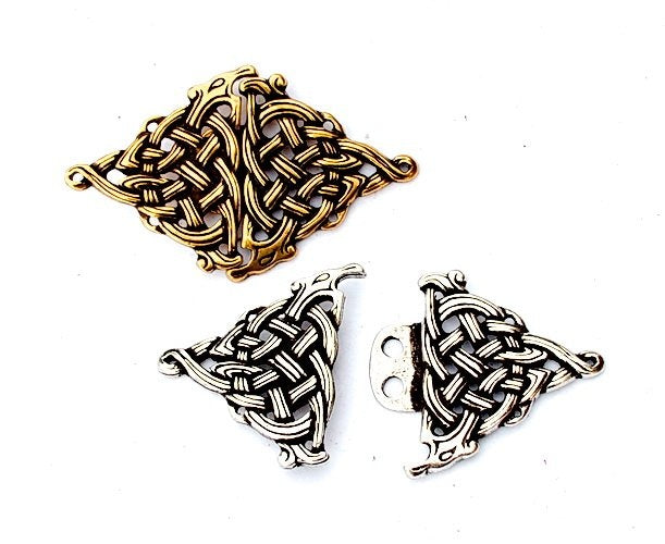 Celtic cloak clasp, silvered, zamak