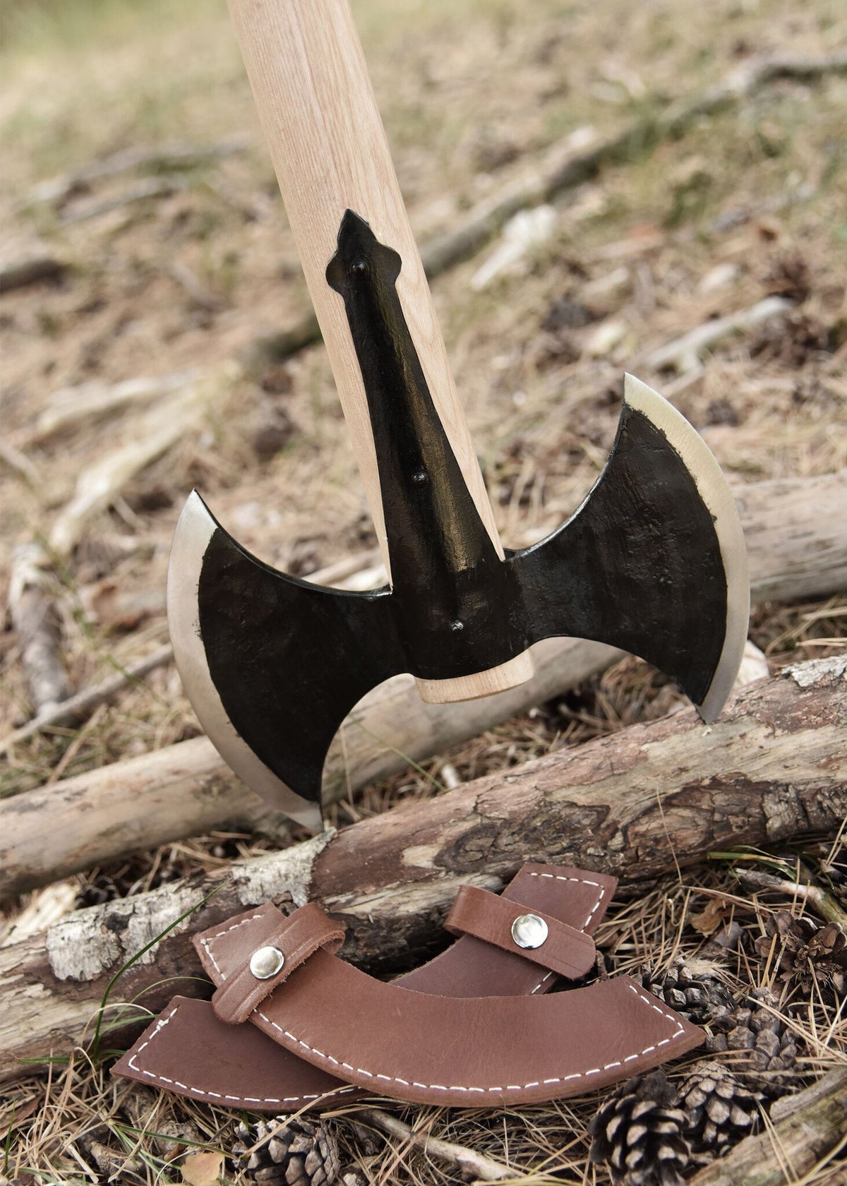 Double axe, semi-sharp