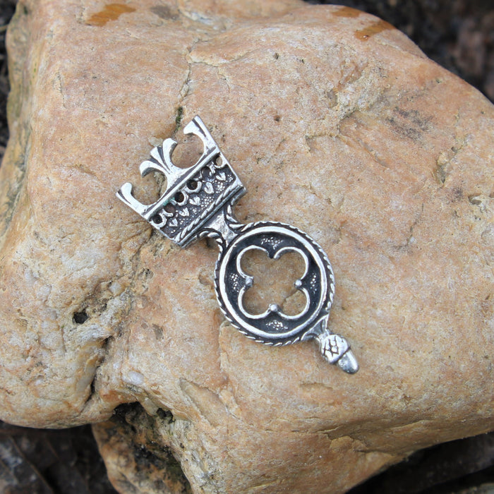 Gothic belt end 3 cm, silvered