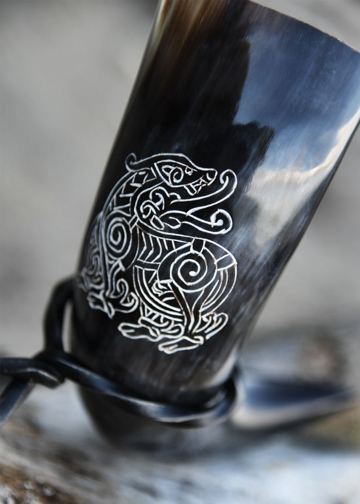 Drinking horn, dragon, 200-300 ml