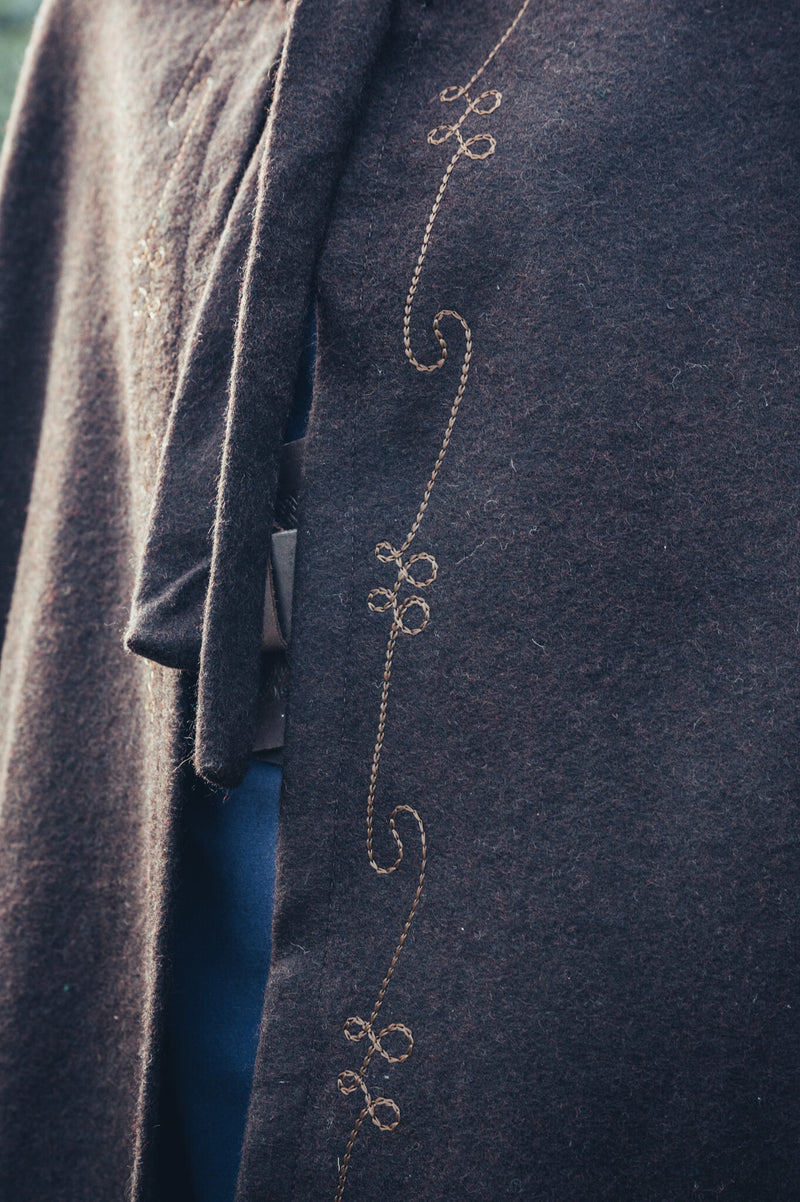 Broderad mantel Damia, brun, ullmix