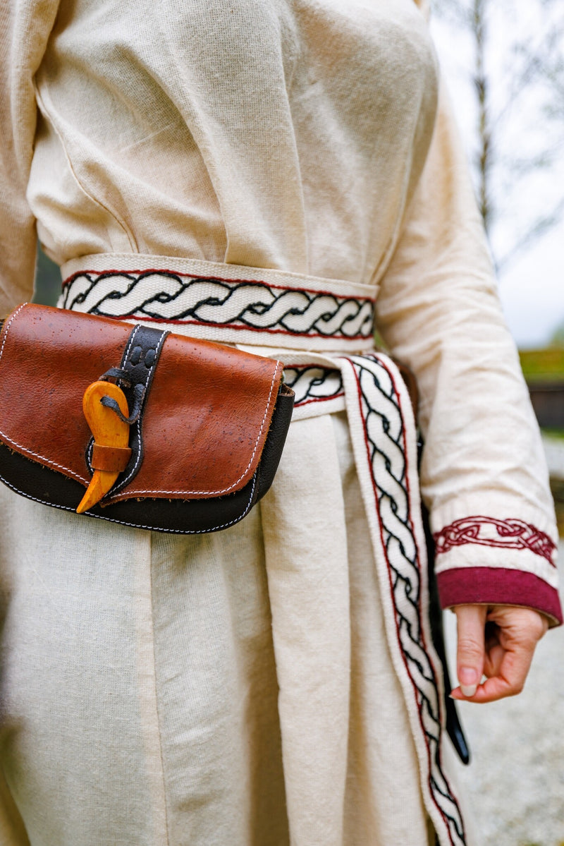 Cinturón vikingo Elina, natural, 235 cm