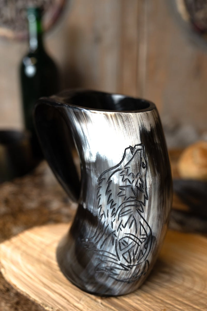 Viking horn mug Fenrir, 500-650 ml