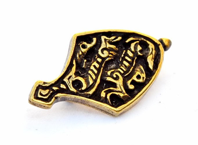 Belt end ribbon-animals, bronze colour