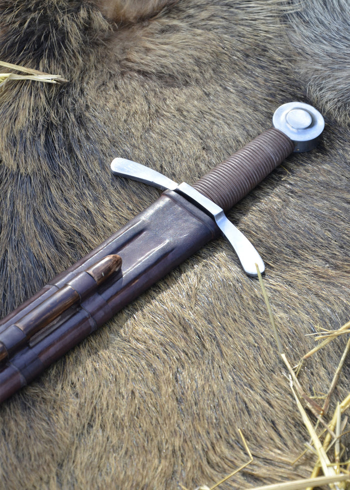 Medieval crusader sword, blunt (battle-ready)