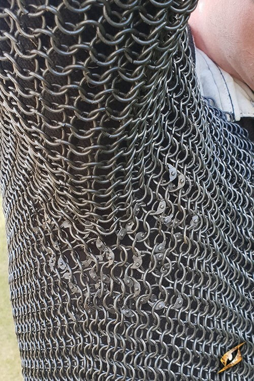 Hauberk with split, half long sleeves, black, butted, 9 mm