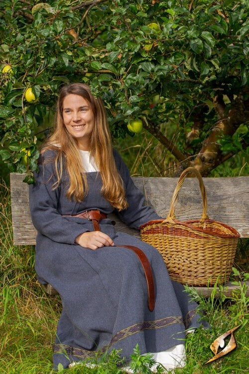 Medieval dress Estrid with herringbone pattern, dark grey
