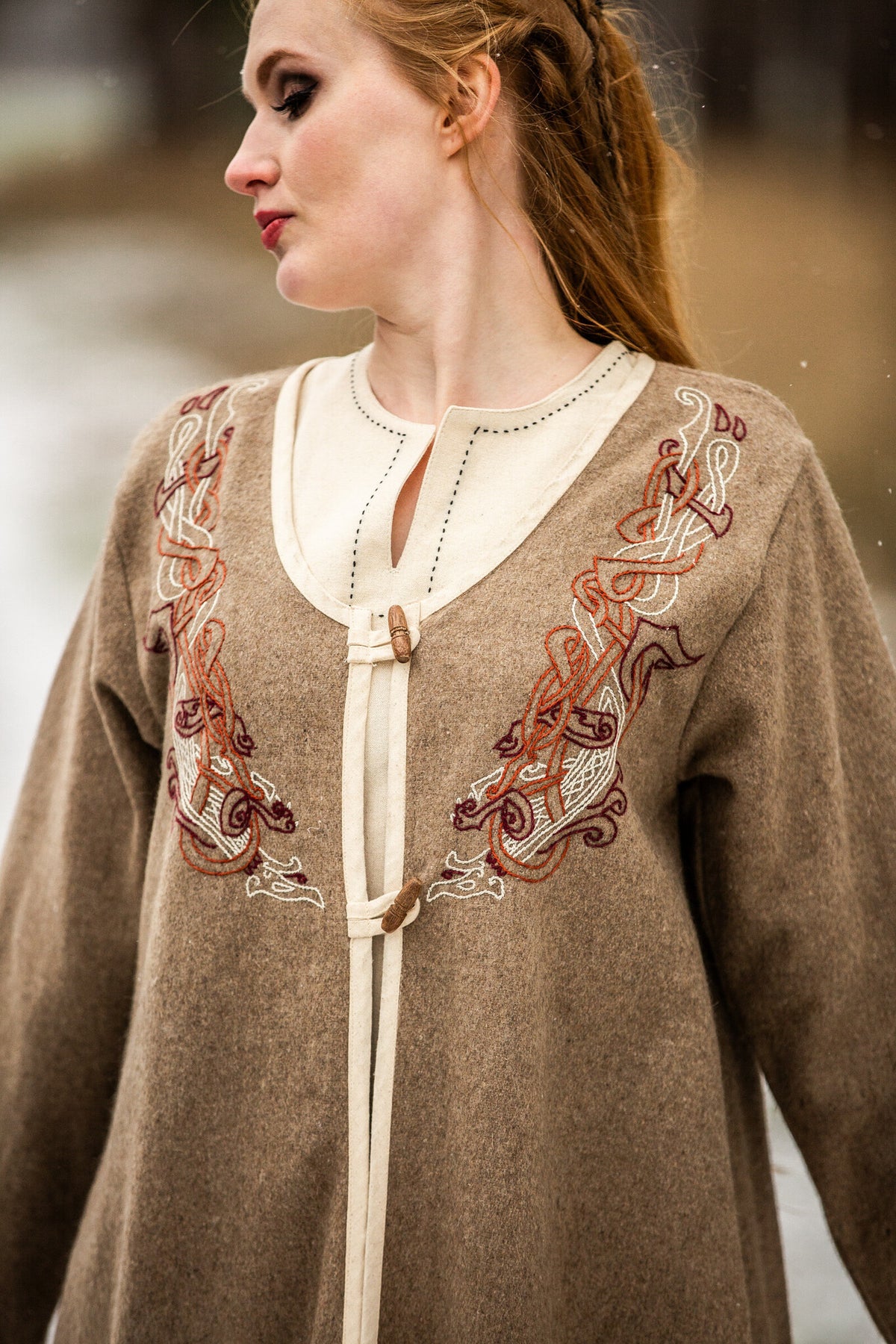 Viking kaftan Skadi, sand, wool blend