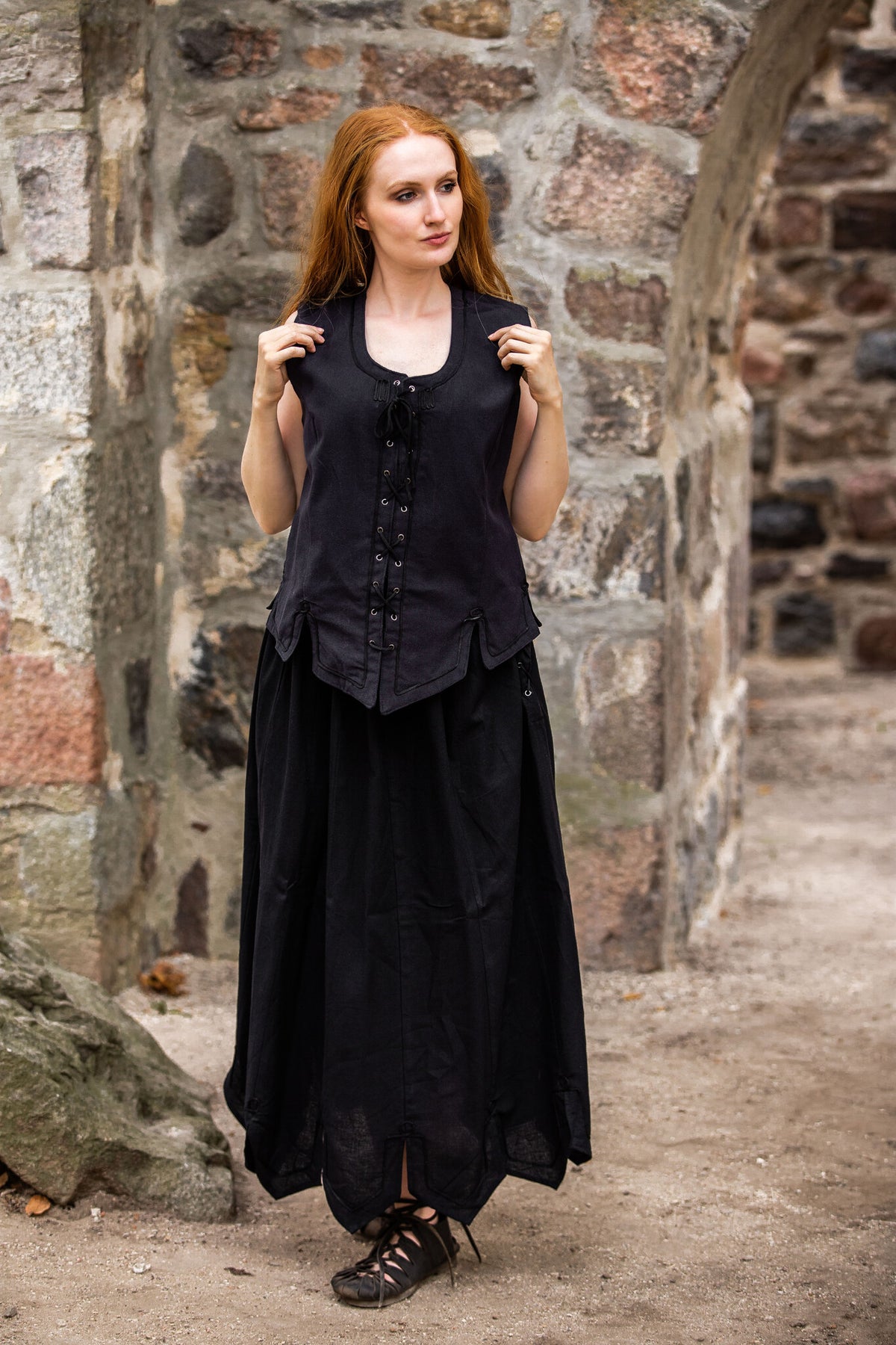 16th century doublet Christine black