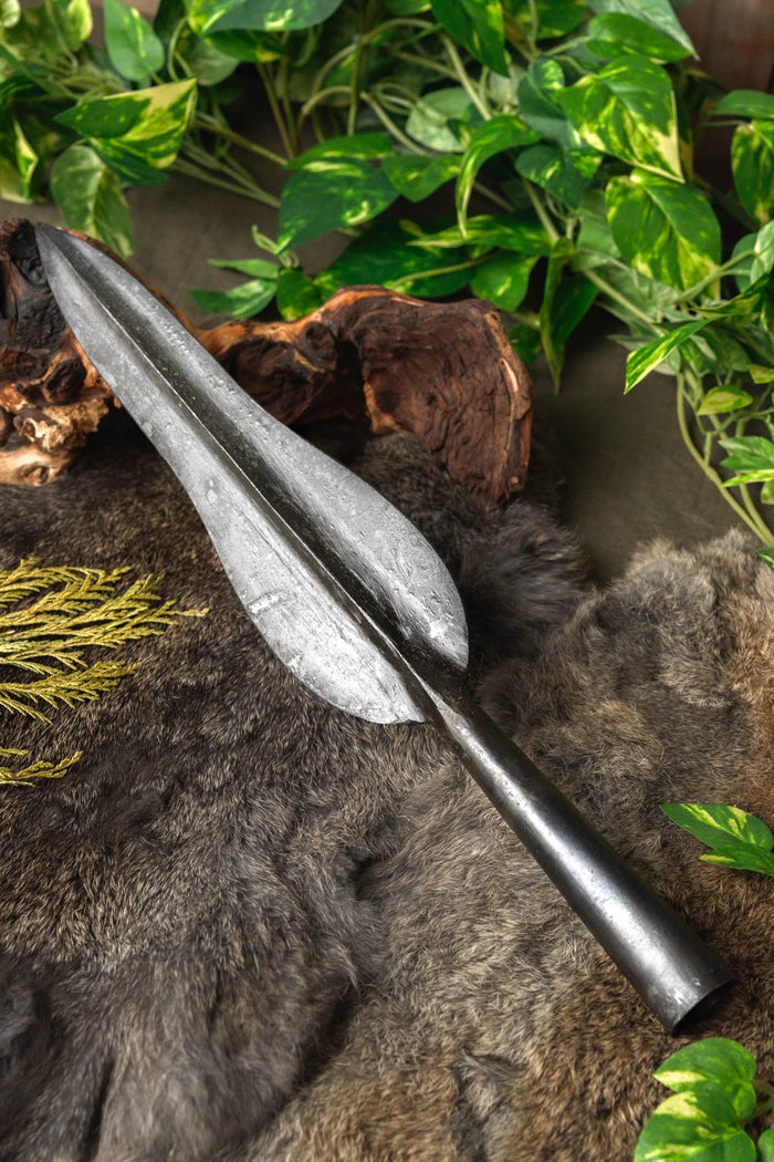 Celtic spearhead, early La Tène, semi-sharp