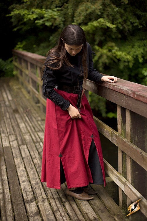 Battle skirt, red