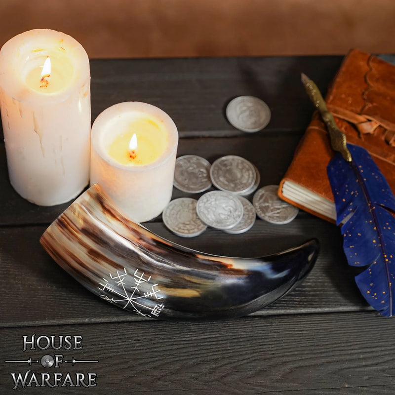 Cuerno de beber vikingo con Vegvisir, 300–500 ml