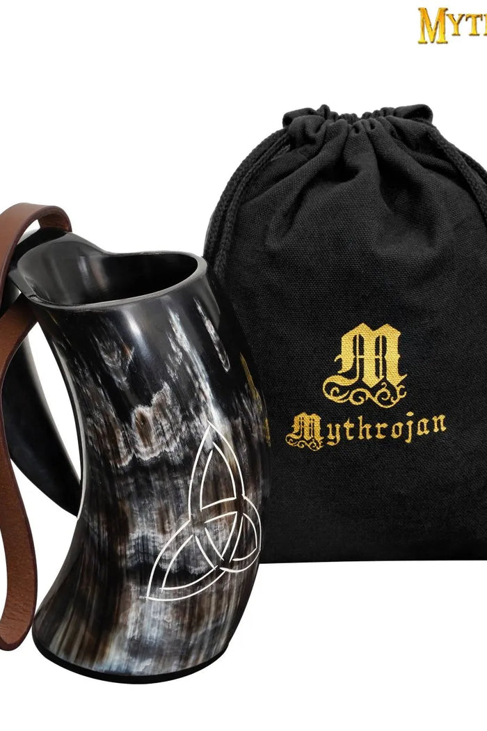 Horn mug with triquitra, 500-650 ml