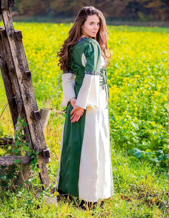 Dress Cleena green-white