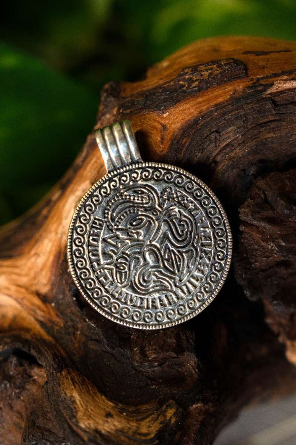 Vendel bracteate-amulet Seeland, sterling silver