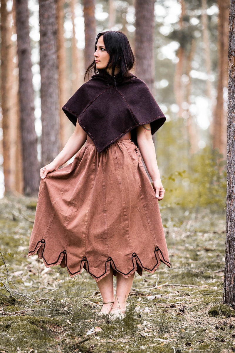 Skjoldehamm kaproen Halfdan, bruin, wolmix