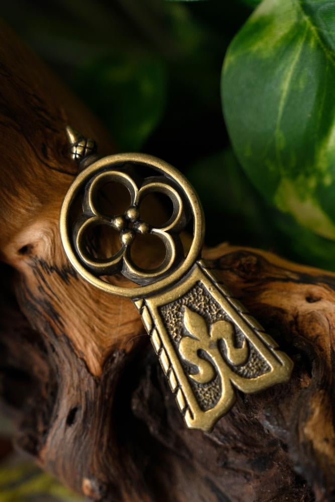 Medieval Quatrefoil Belt End