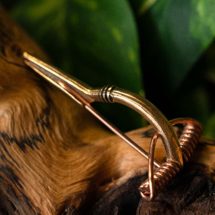 Germanic crossbows fibula East Prussia, bronze