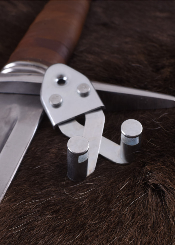 Sword wall hanger, max. blade width 6.9 cm