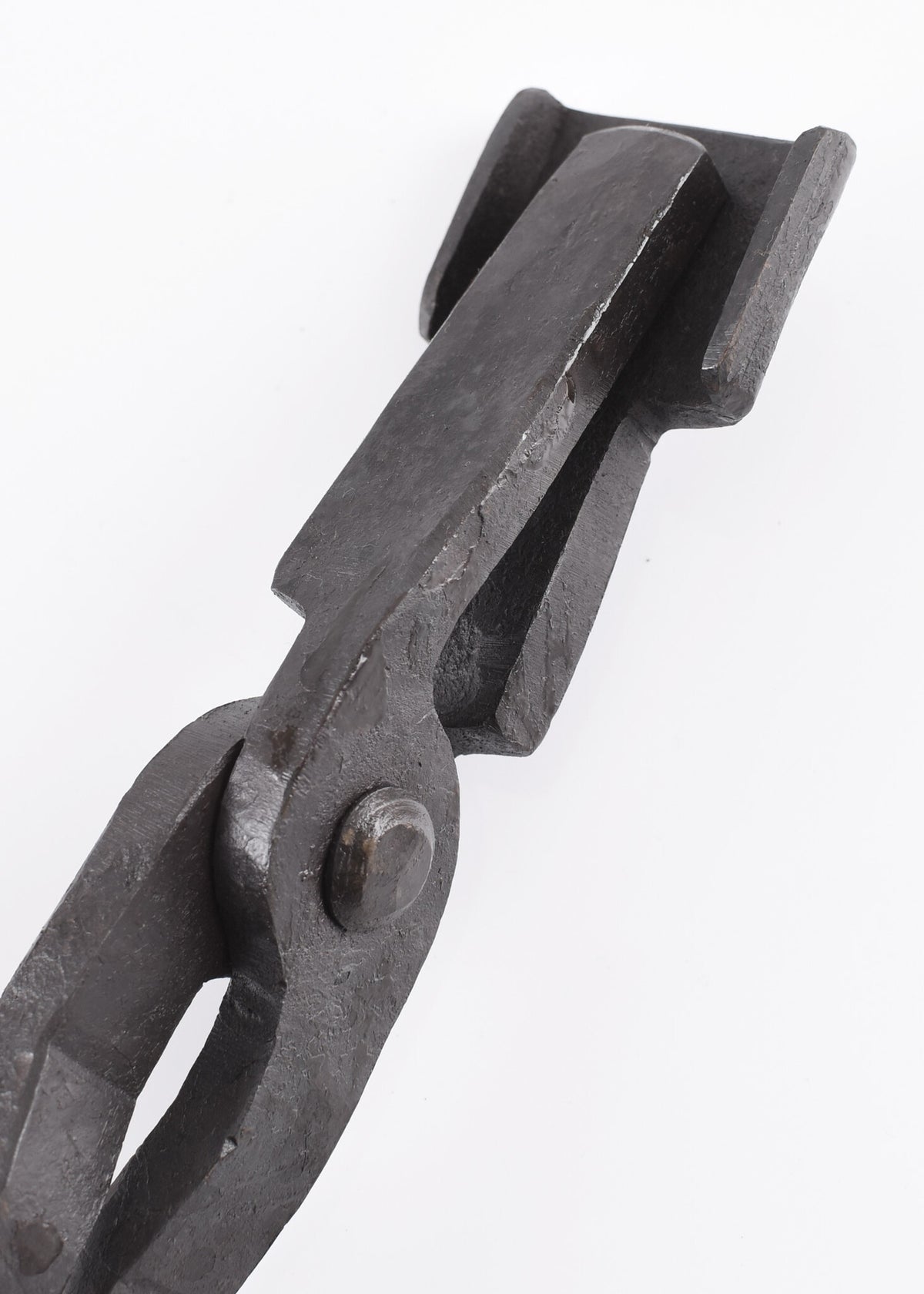 Hand-forged pliers, 35 x 2 cm