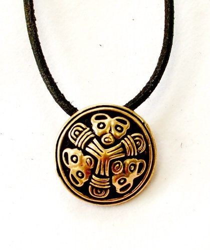 Small disc fibula Borre style, bronze