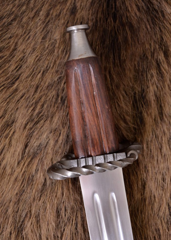 Landsknecht dagger, semi-sharp