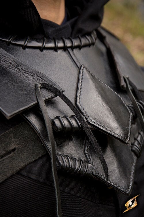 Dark Elf gorget