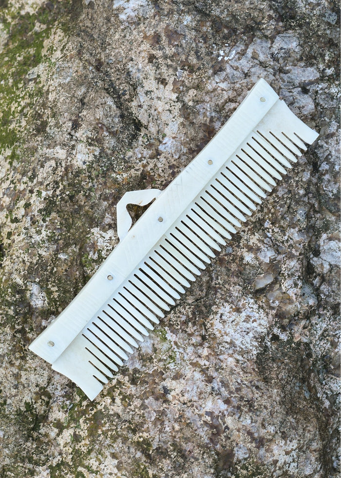 Medieval bone comb