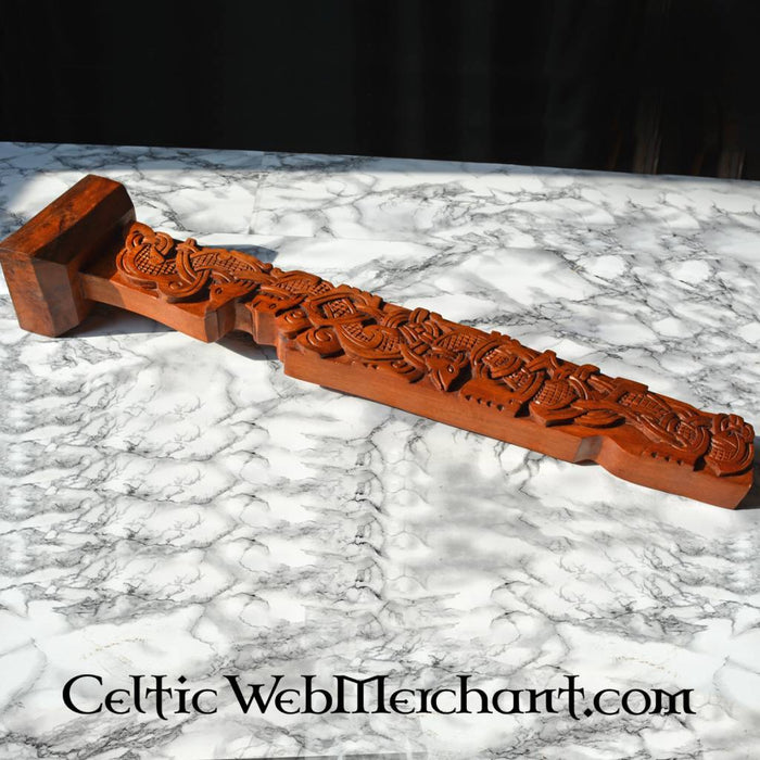 Viking wood carving, Mammen style